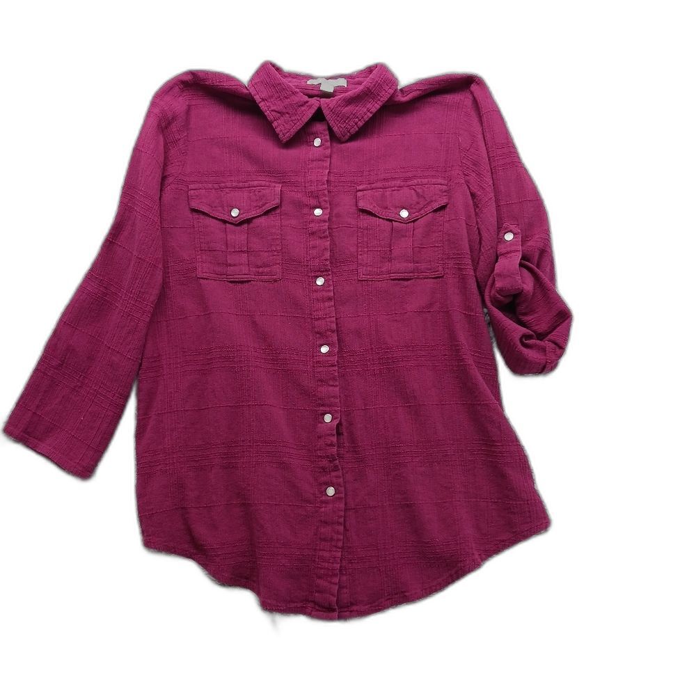 Woman Within 14/16 Medium size. Pearl Button Down 100% Cotton Long Sleeve Shirt.